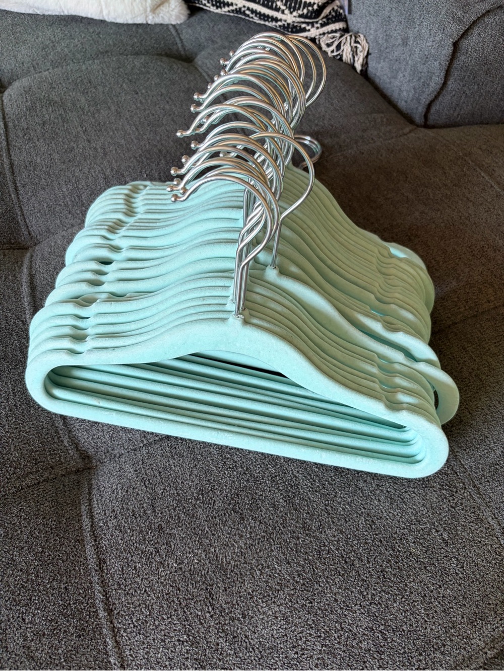 30 baby/toddler Velvet Non-Slip Closet Hangers - Mint Green Set